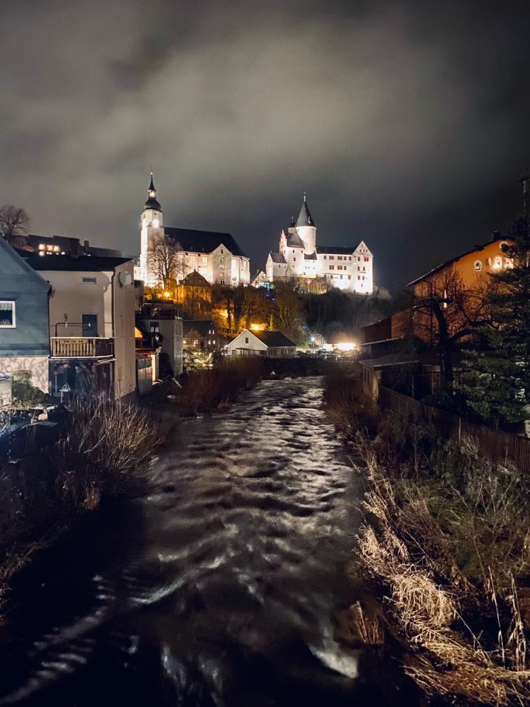 Letzte Schulung und erster Moment der Stille
